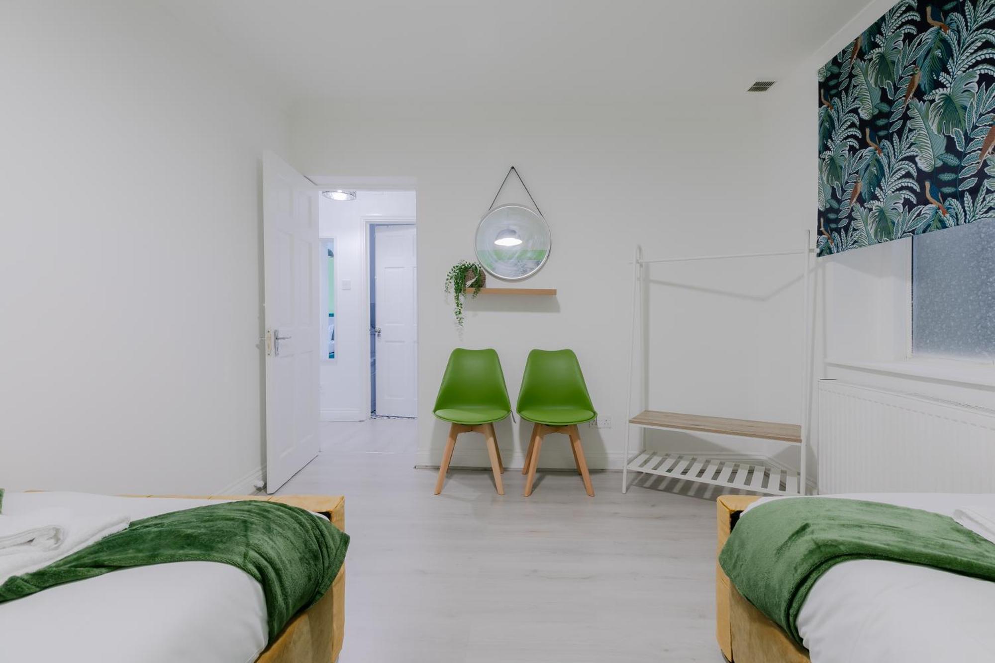 雷德布里奇5Br House, Free Parking Offa12, Contractor, Big Families, Relocation别墅 外观 照片